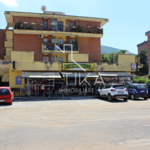 Locale in vendita in Via Vicinale Bracchi 72, Colleferro V240902-04